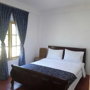 The Train View Bed and breakfast